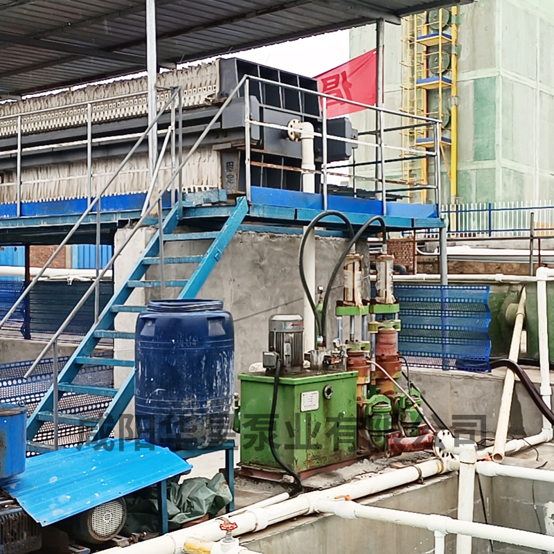 柱塞泥漿泵處理污泥污水現(xiàn)場案例