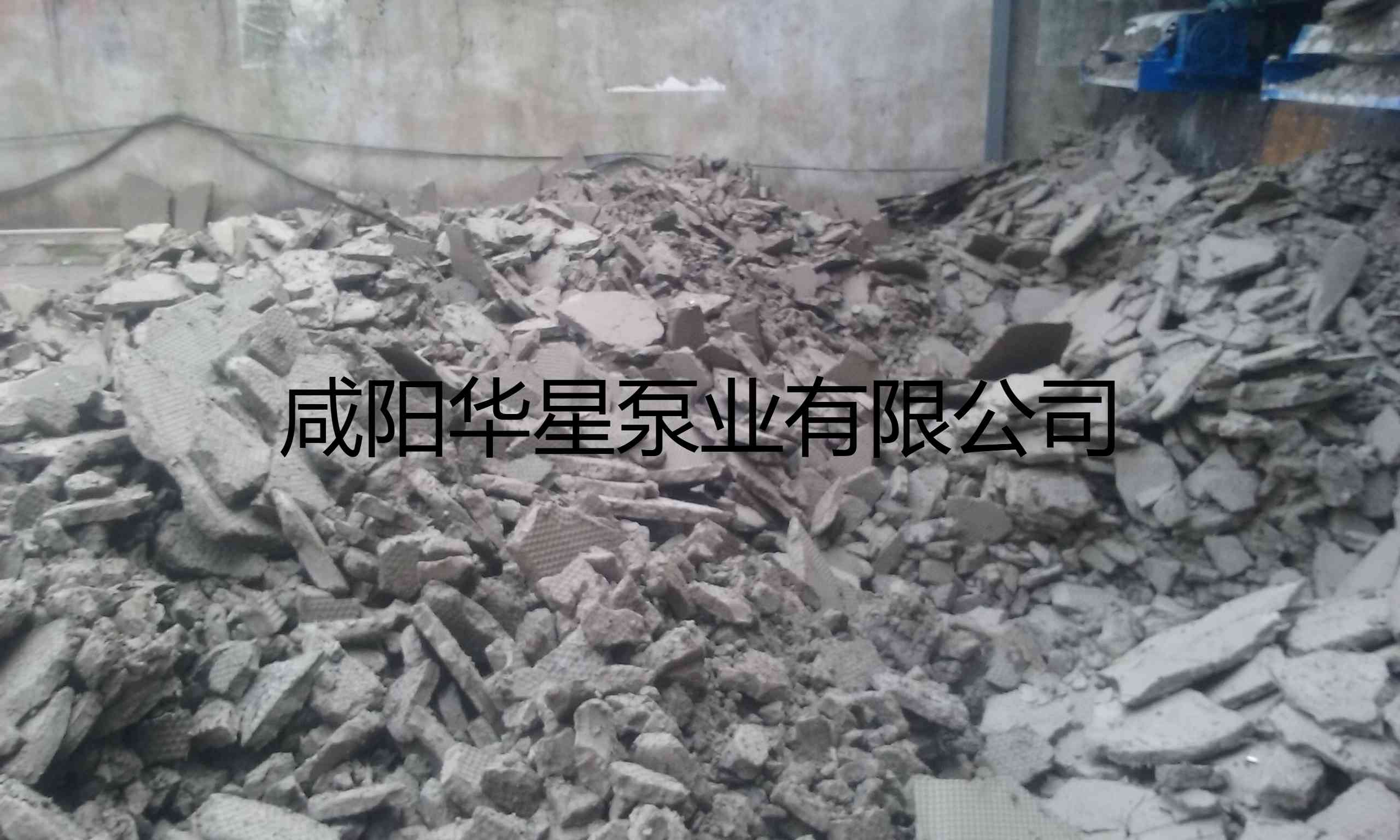 華星陶瓷柱塞泵打樁污泥使用現(xiàn)場(chǎng)-04