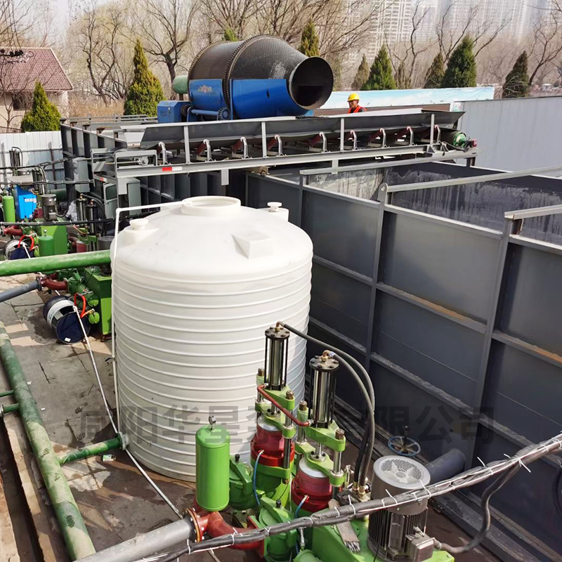 華星陶瓷柱塞泵盾構(gòu)污泥使用現(xiàn)場(chǎng)-02